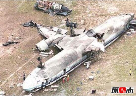 2002台湾华航空难录音事件真相,惨死冤魂头七打电话求救