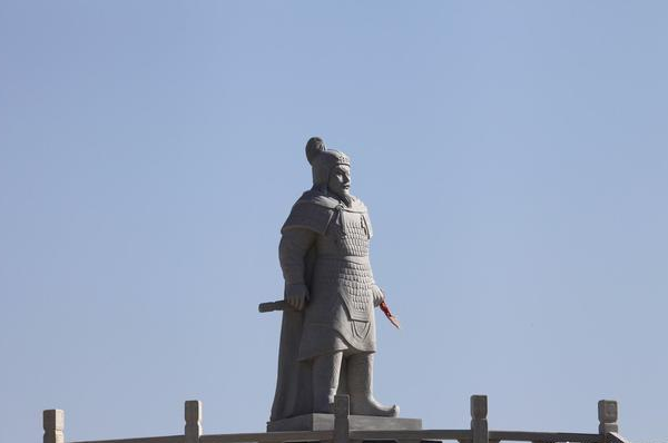 班超和班固是什么关系:兄弟关系(都是著名的史学家)
