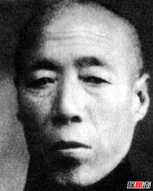 大太监李莲英死亡之谜坟墓中只见头颅和长辫子(病死或仇家暗杀)